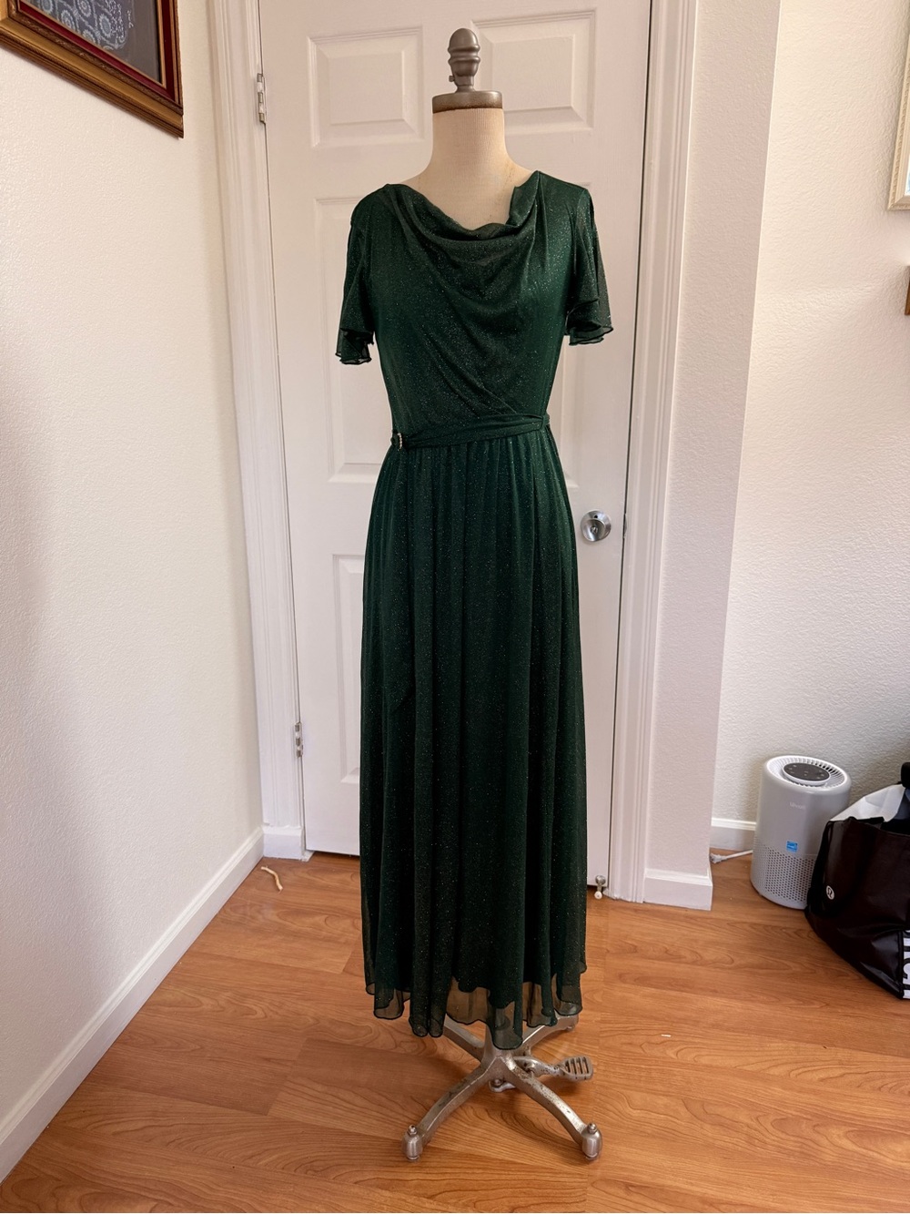 Elegant Forest Green Draped Maxi Dress - Brand Unspecified